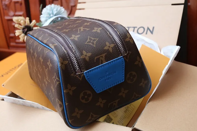 All Categories Official Website "Brand Women's Bags" Women's Bags 💙 LV 2024 New LV Cosmetic Bag