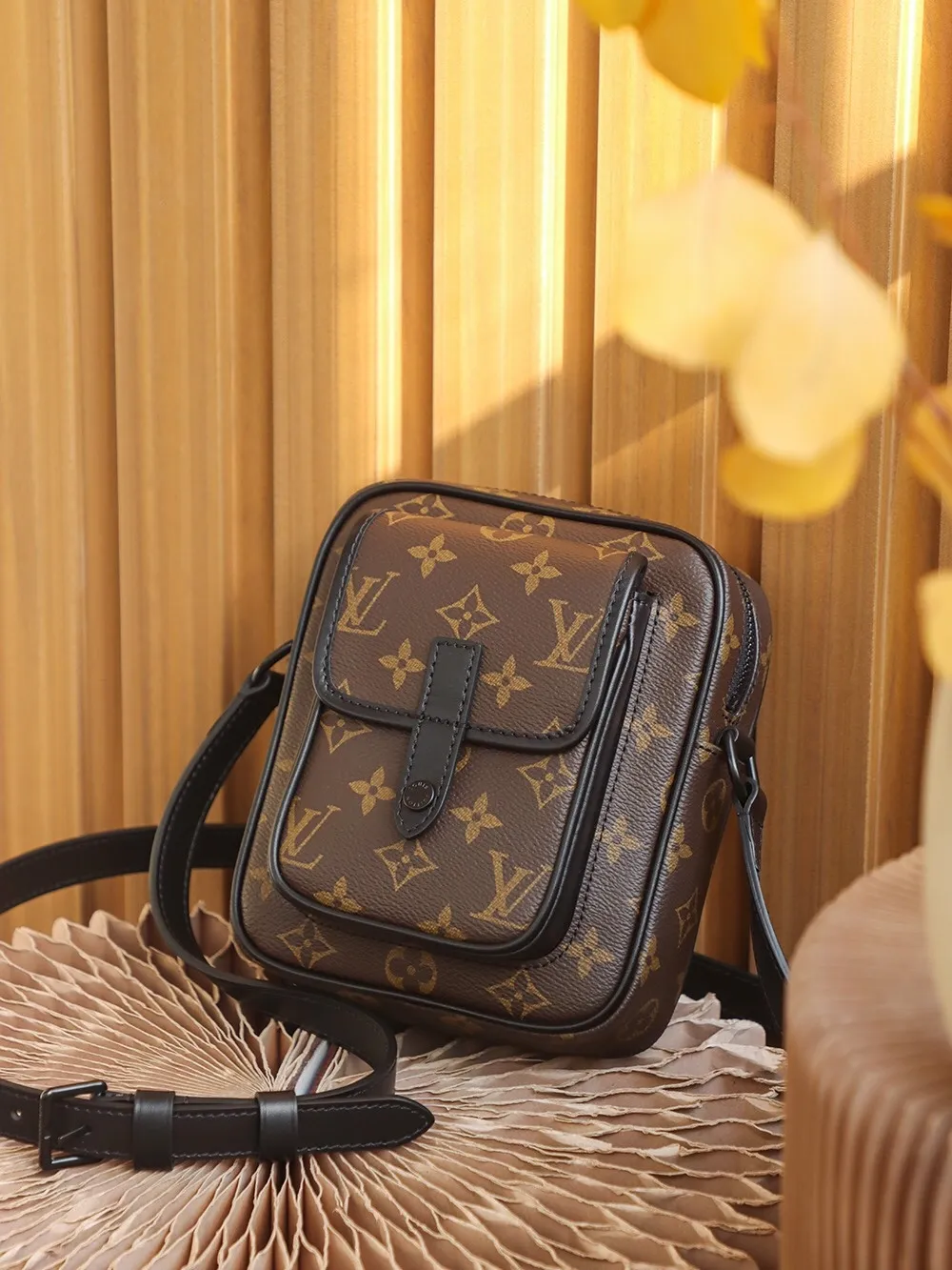 All Categories Official Website "Brand Women's Bags" Women's Bags 💙 LV 2024 New LV Crossbody Bag