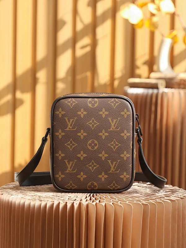 All Categories Official Website "Brand Women's Bags" Women's Bags 💙 LV 2024 New LV Crossbody Bag