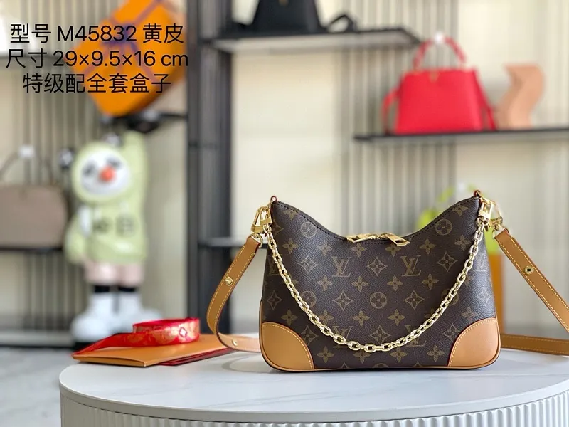 All Categories 💚 Authentic Grade Bags 💚 LV 2026 New LV Top Replica Crossbody Shoulder Bag
