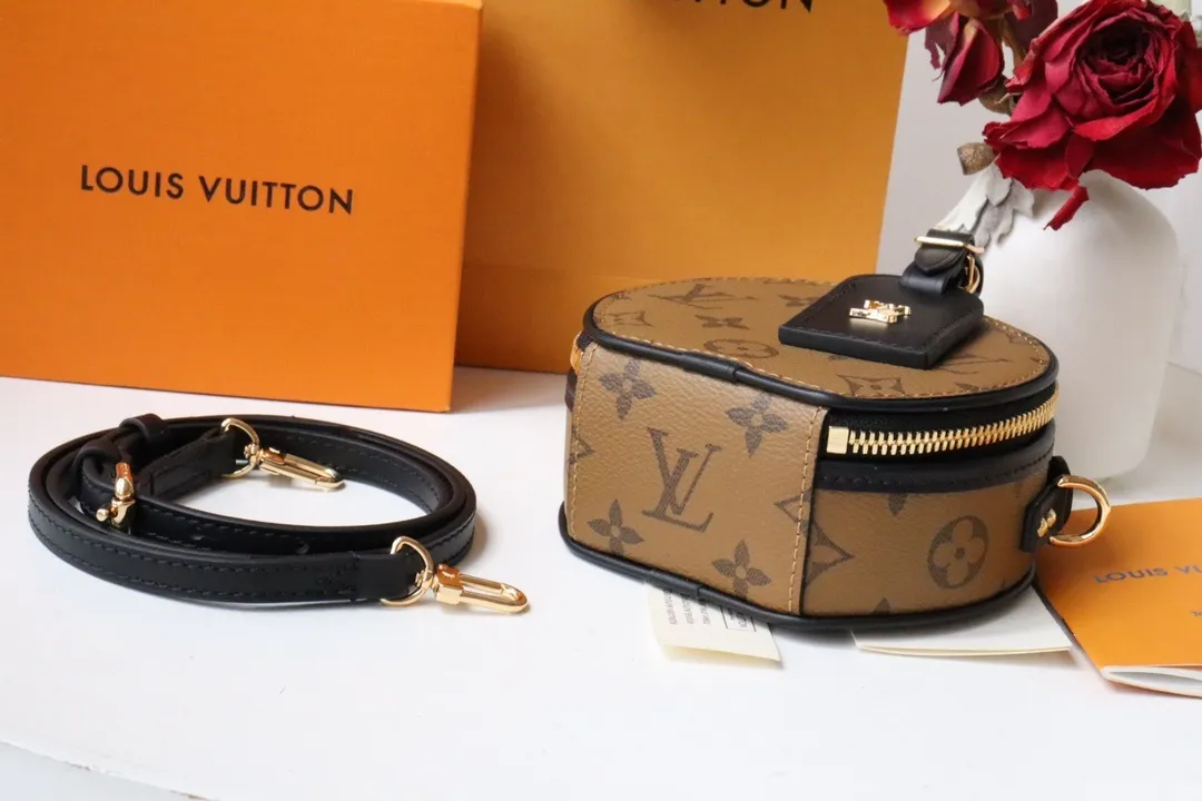All categories Official website "Brand Women's Bags" Women's Bags 💙 LV replica LV, fine imitation LV bags, LV shoulder bags, 2023 official latest version LV crossbody bag, bag factory, original material, size: 13-12-6.5CM