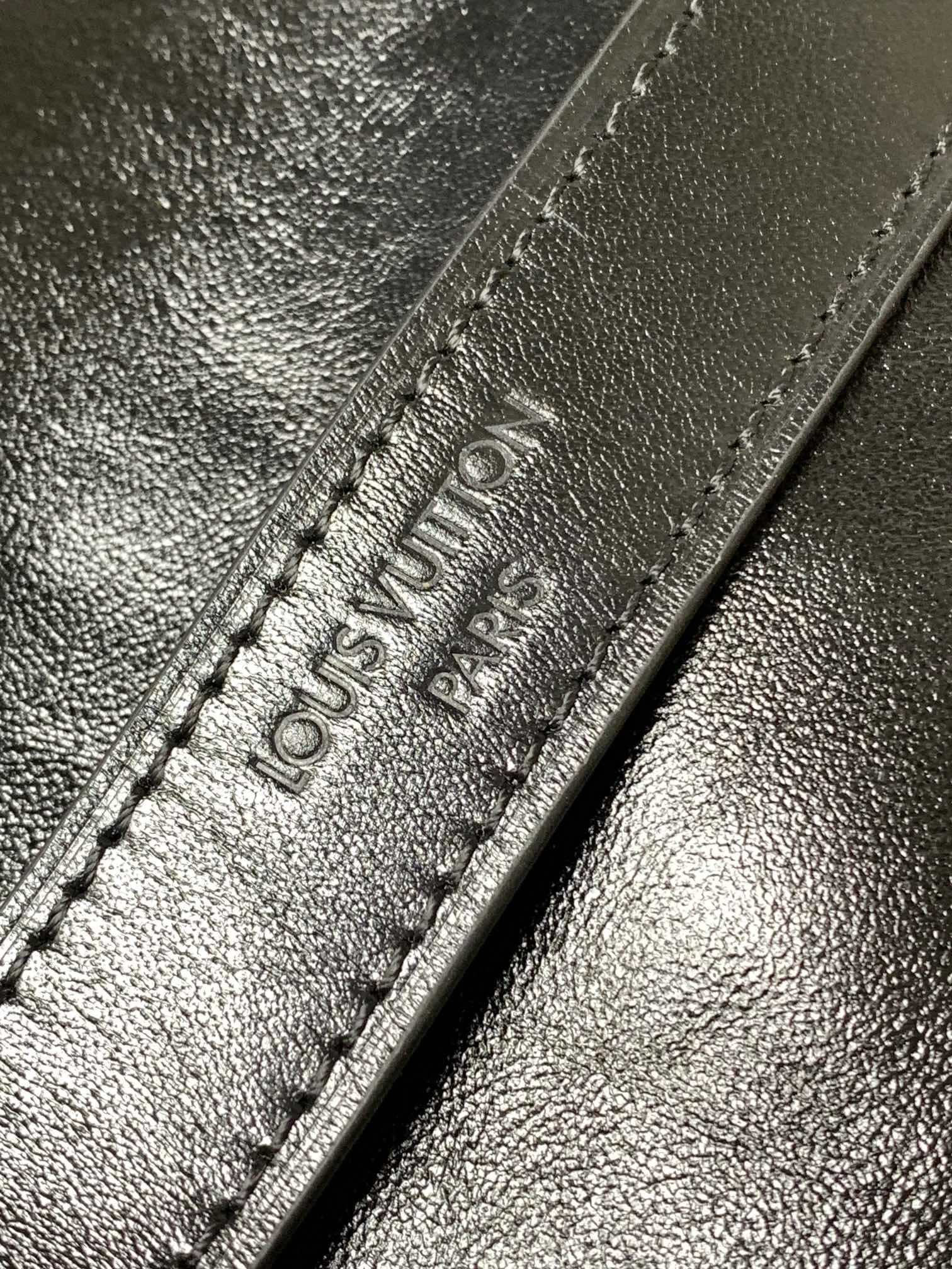 All Categories Official Website "Brand Women's Bags" Women's Bags 💙 LV 2026 New LV Crossbody Bag