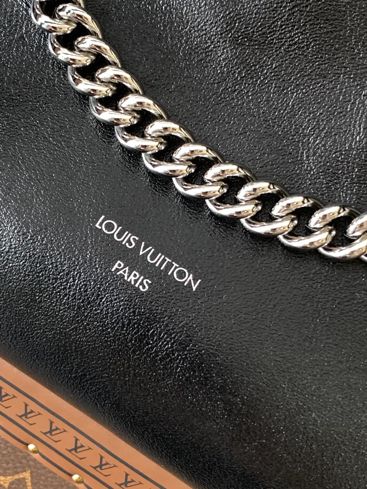 All Categories Official Website "Brand Women's Bags" Women's Bags 💙 LV 2026 New LV Crossbody Bag