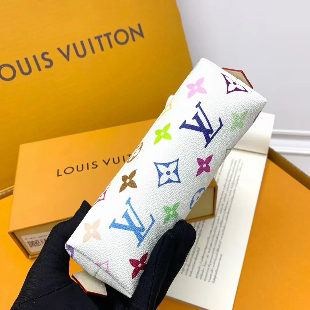 All Categories Official Website "Brand Women's Bags" Women's Bags 💙 LV 2026 New LV Cosmetic Bag