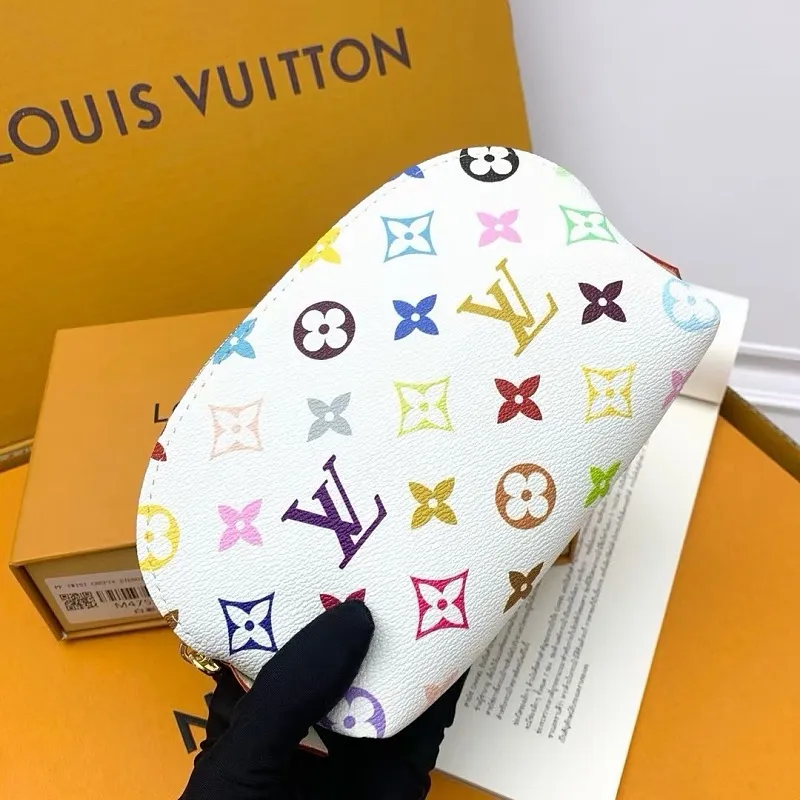 All Categories Official Website "Brand Women's Bags" Women's Bags 💙 LV 2026 New LV Cosmetic Bag