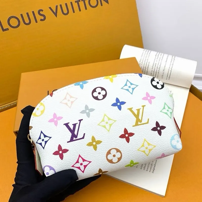 All Categories Official Website "Brand Women's Bags" Women's Bags 💙 LV 2026 New LV Cosmetic Bag
