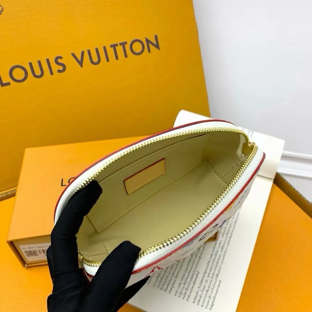 All Categories Official Website "Brand Women's Bags" Women's Bags 💙 LV 2026 New LV Cosmetic Bag