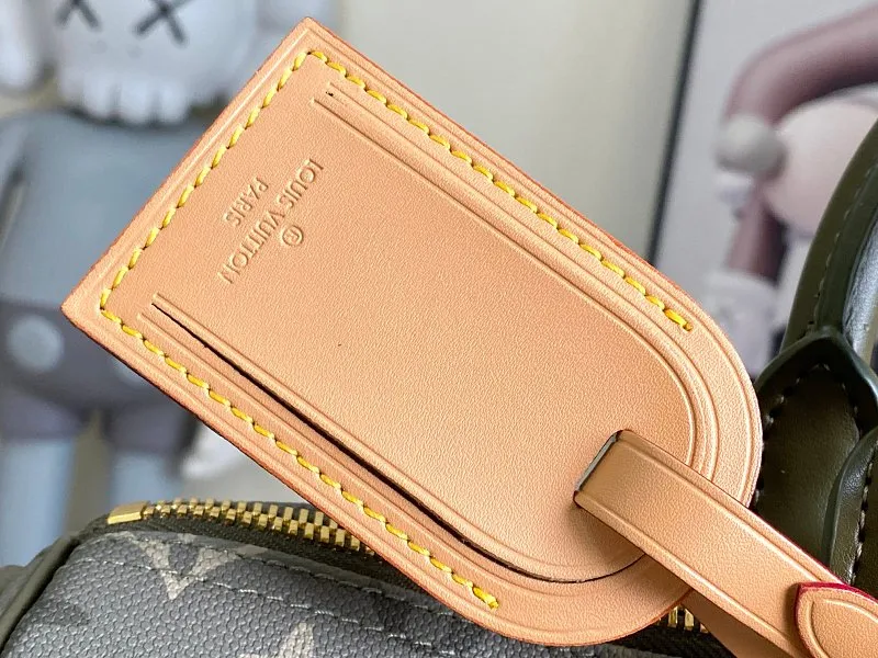 All Categories 💚 Authentic Grade Bags 💚 LV 2026 New LV Top Replica Crossbody Shoulder Bag
