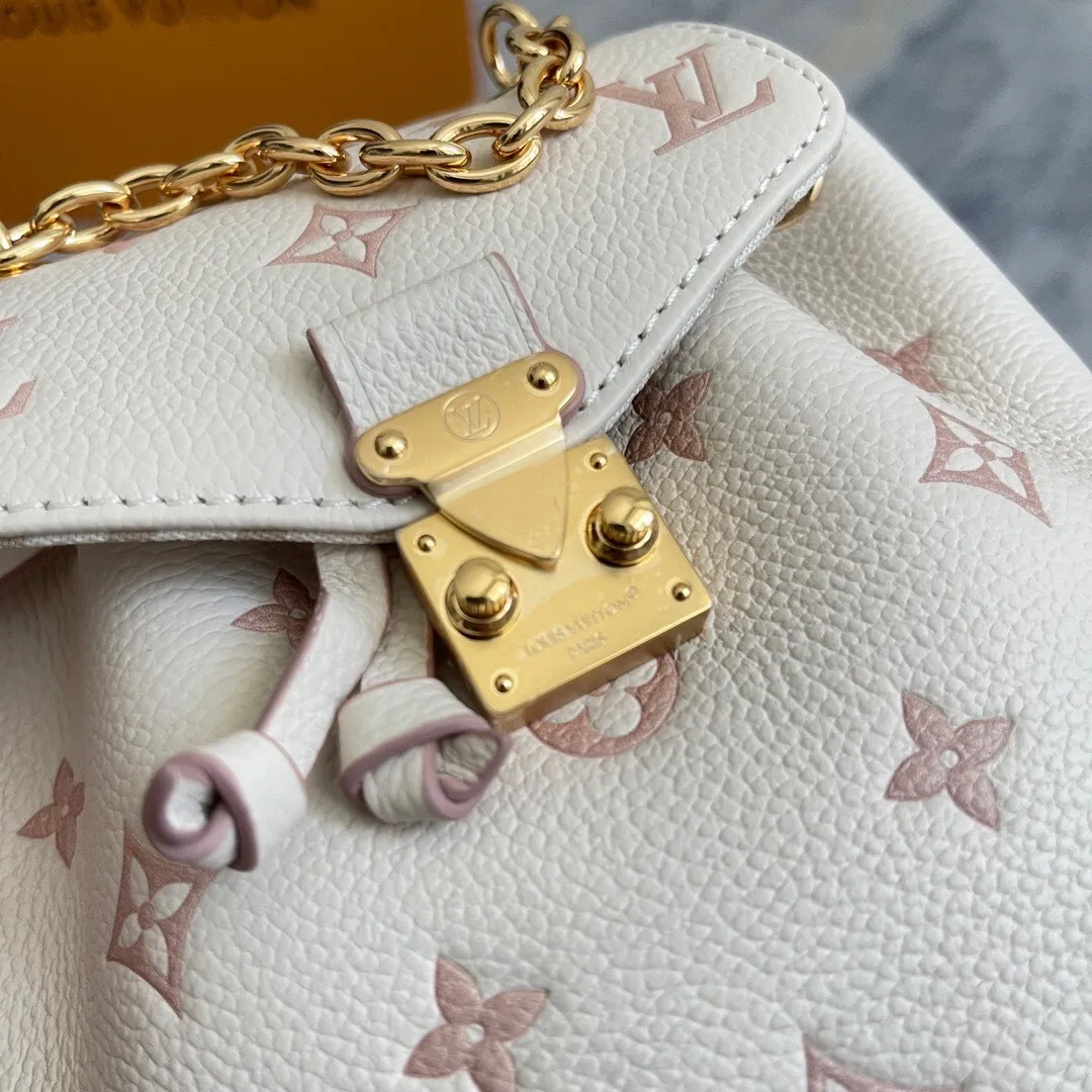 All Categories Official Website "Brand Women's Bags" Women's Bags 💙 LV 2025 New LV Crossbody Bag