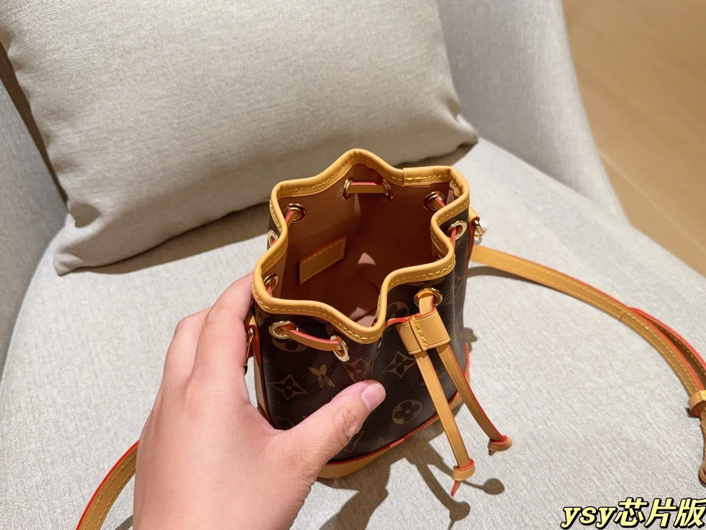 All Categories Official Website "Brand Women's Bags" Women's Bags 💙 LV 2025 New LV Bucket Bag