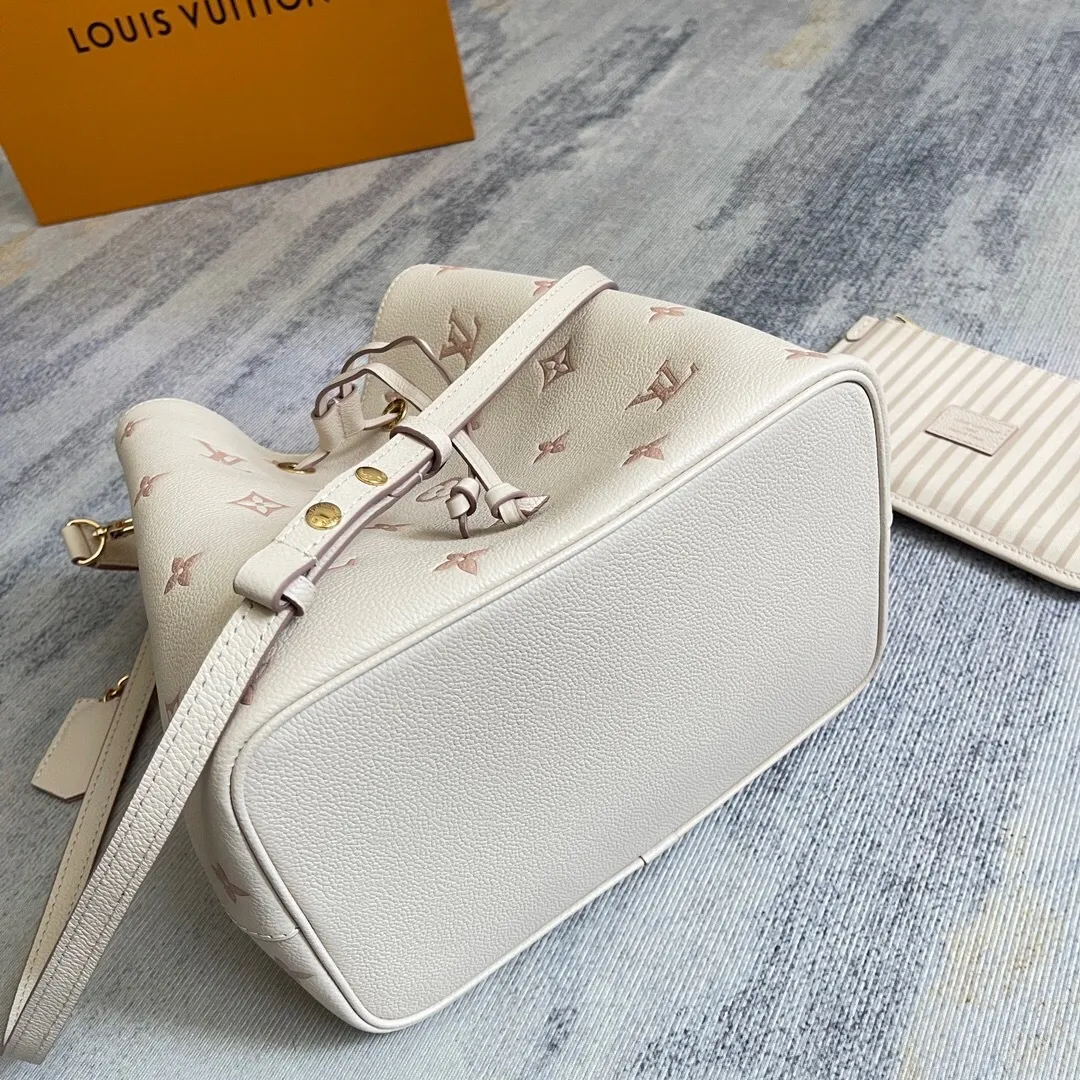 All Categories Official Website "Brand Women's Bags" Women's Bags 💙 LV 2025 New LV Crossbody Bag