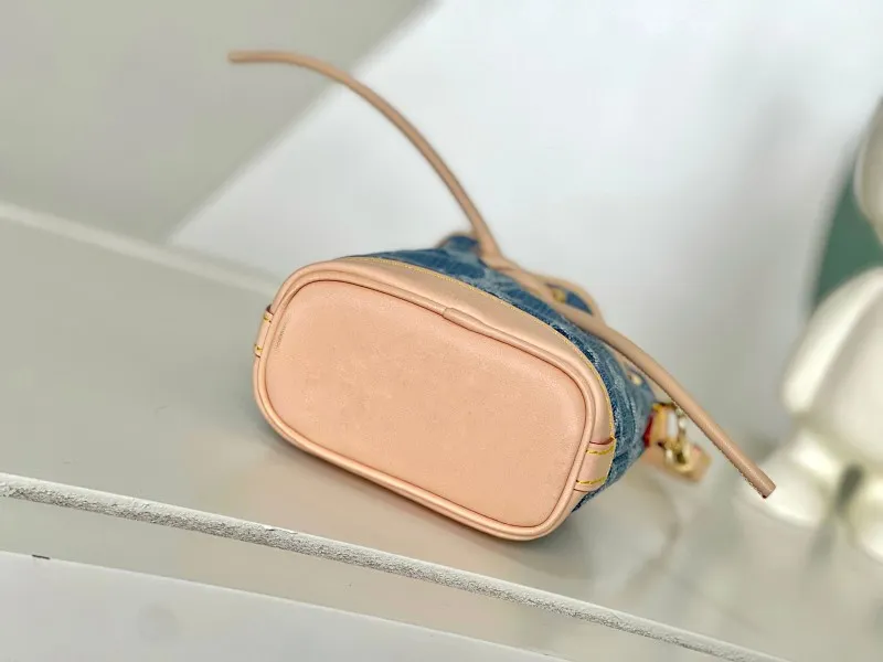 All Categories Official Website "Brand Women's Bags" Women's Bags 💙 LV 2026 New LV Crossbody Bag