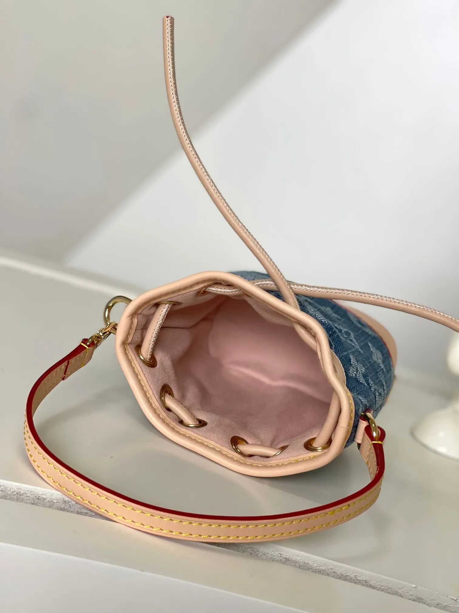 All Categories Official Website "Brand Women's Bags" Women's Bags 💙 LV 2026 New LV Crossbody Bag