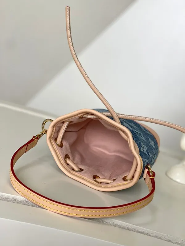 All Categories Official Website "Brand Women's Bags" Women's Bags 💙 LV 2026 New LV Crossbody Bag