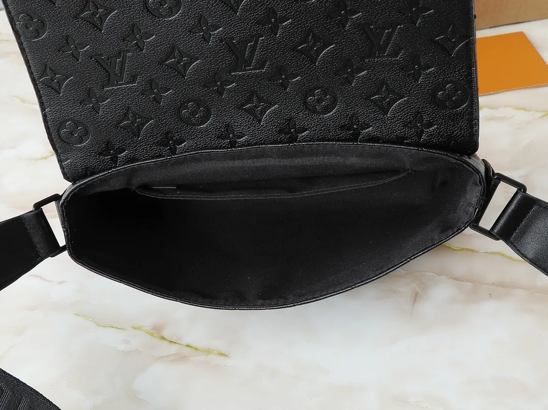 All Categories Official Website "Brand Women's Bags" Women's Bags 💙 LV 2025 New LV Crossbody Bag