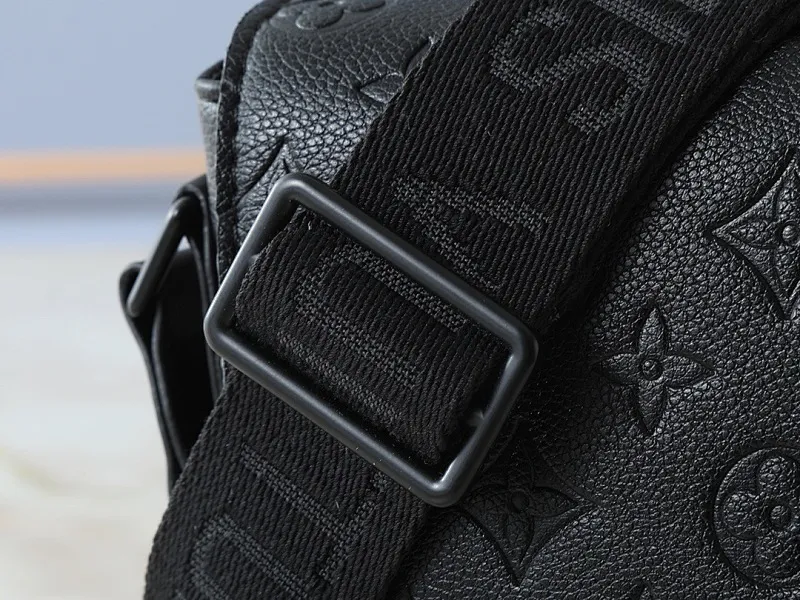 All Categories Official Website "Brand Women's Bags" Women's Bags 💙 LV 2025 New LV Crossbody Bag