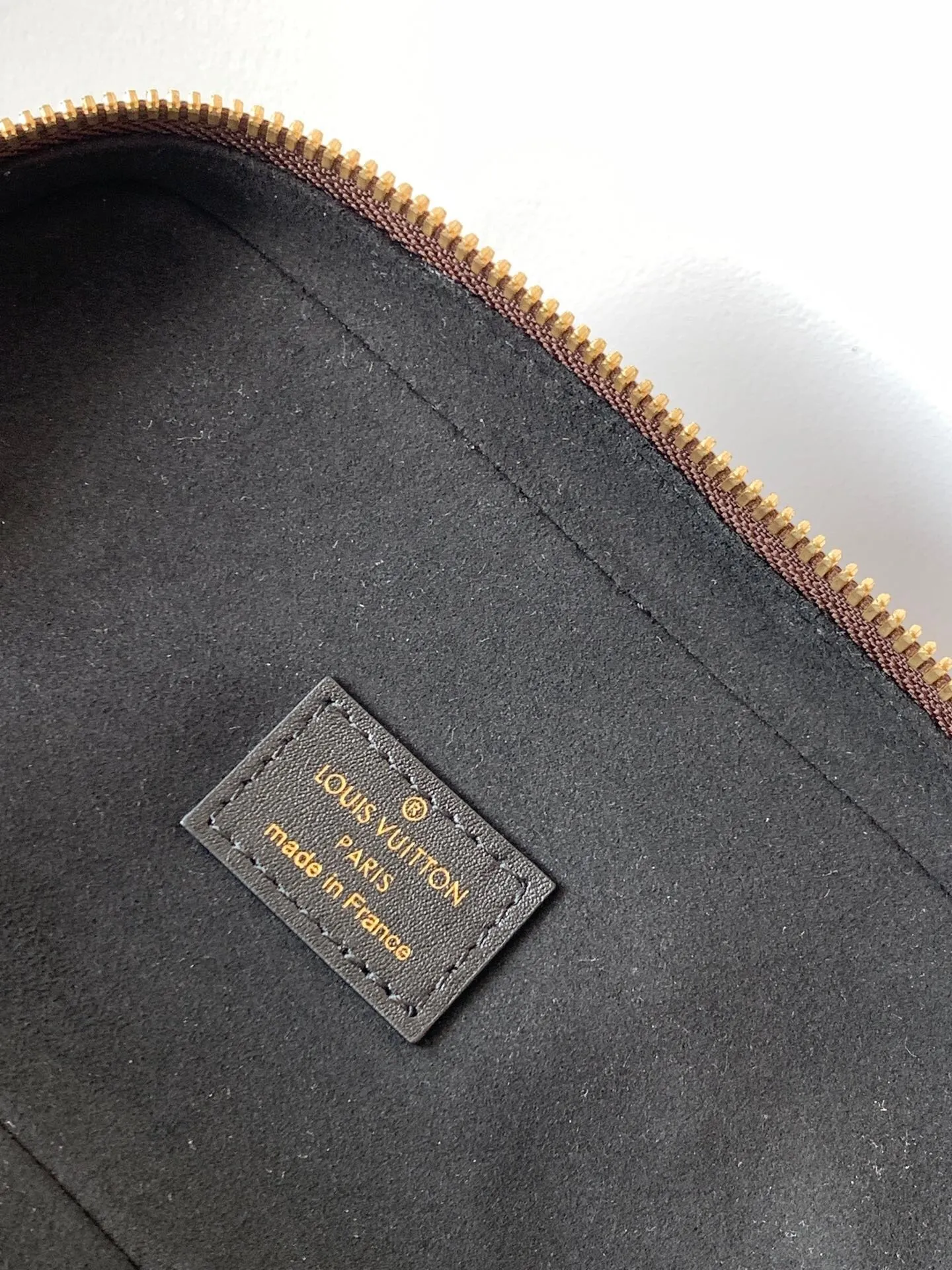 All Categories Official Website "Brand Women's Bags" Women's Bags 💙 LV 2025 New LV Cosmetic Case Chain Bag