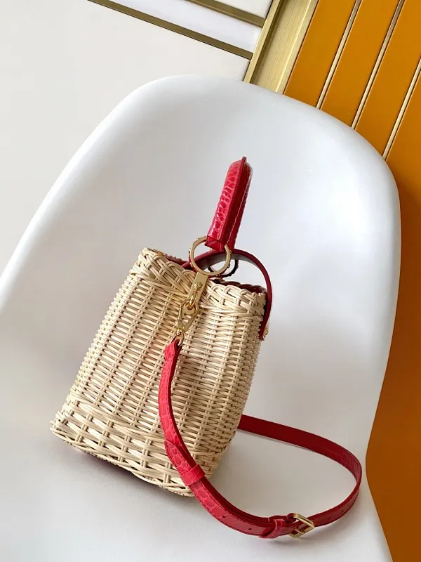 All Categories Official Website "Brand Women's Bags" Women's Bags 💙 LV 2025 New LV Crossbody Bag