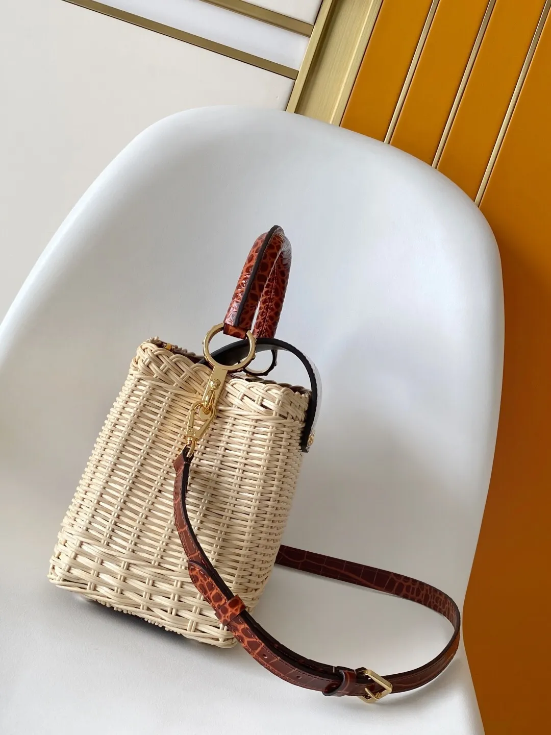 All Categories Official Website "Brand Women's Bags" Women's Bags 💙 LV 2025 New LV Crossbody Bag