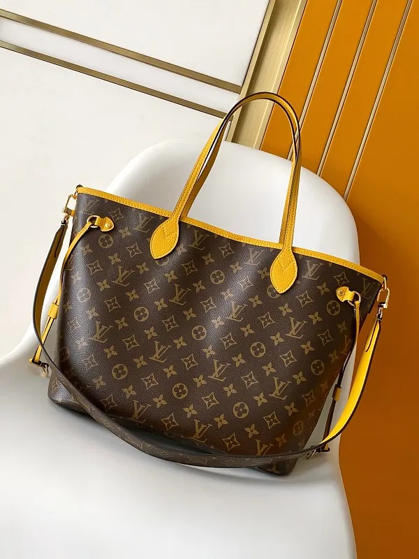 All categories Official website "Brand Women's Bags" Women's Bags 💙 LV 2026 new LV hand-held crossbody bag