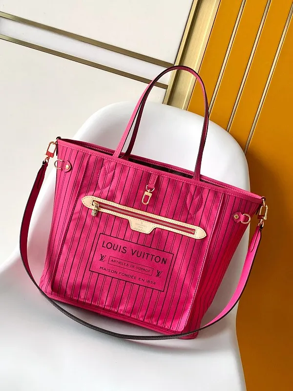 All categories Official website "Brand Women's Bags" Women's Bags 💙 LV 2026 new LV hand-held crossbody bag