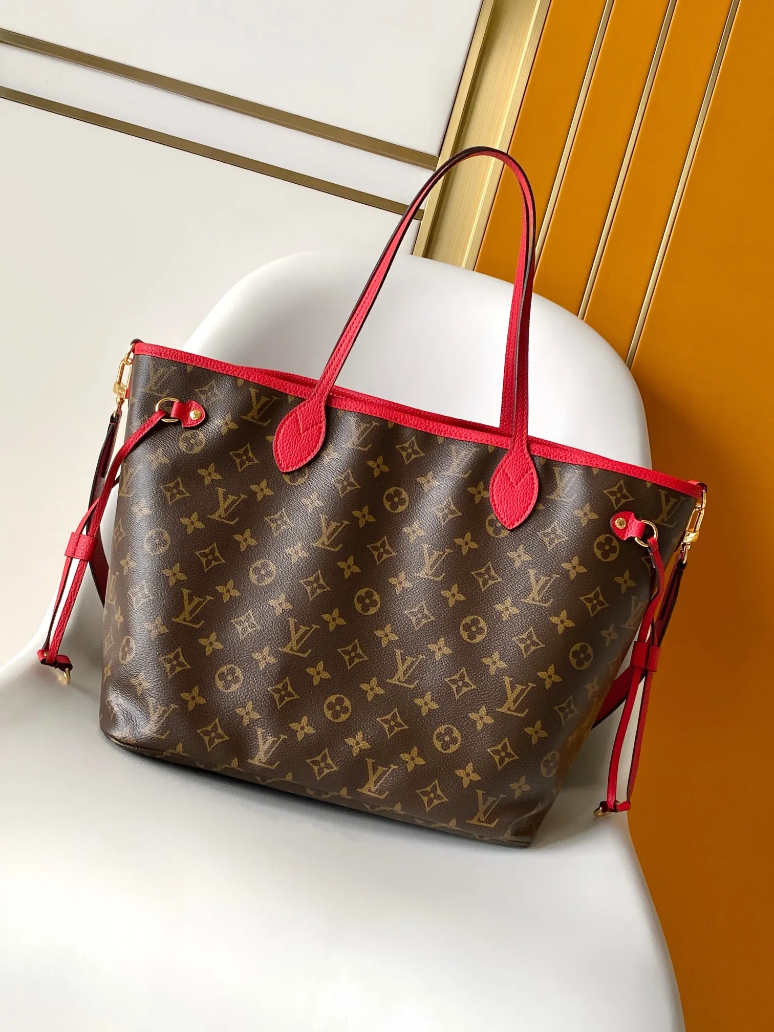 All categories Official website "Brand Women's Bags" Women's Bags 💙 LV 2026 new LV hand-held crossbody bag