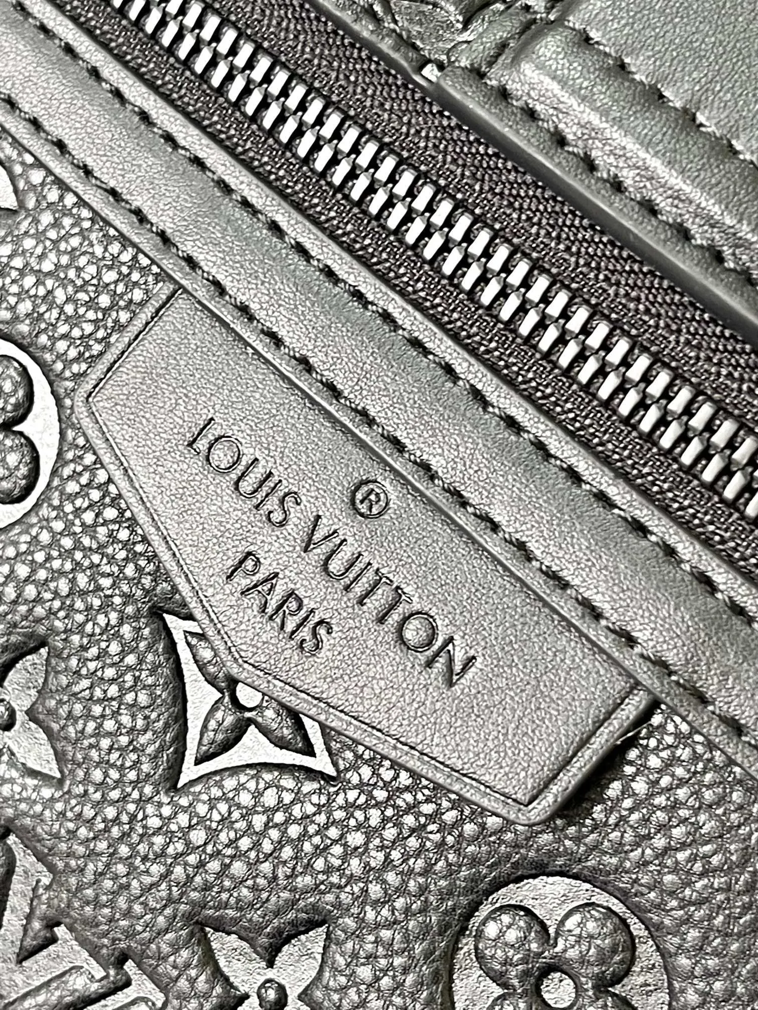 All Categories Official Website "Brand Women's Bags" Women's Bags 💙 LV 2026 New LV Crossbody Bag