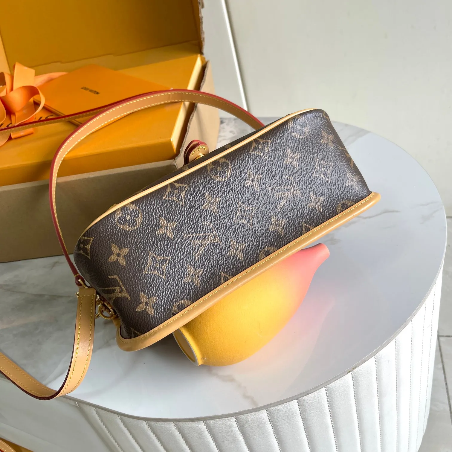 All Categories Official Website "Brand Women's Bags" Women's Bags 💙 LV LV 2026 New Crossbody Shoulder Bag