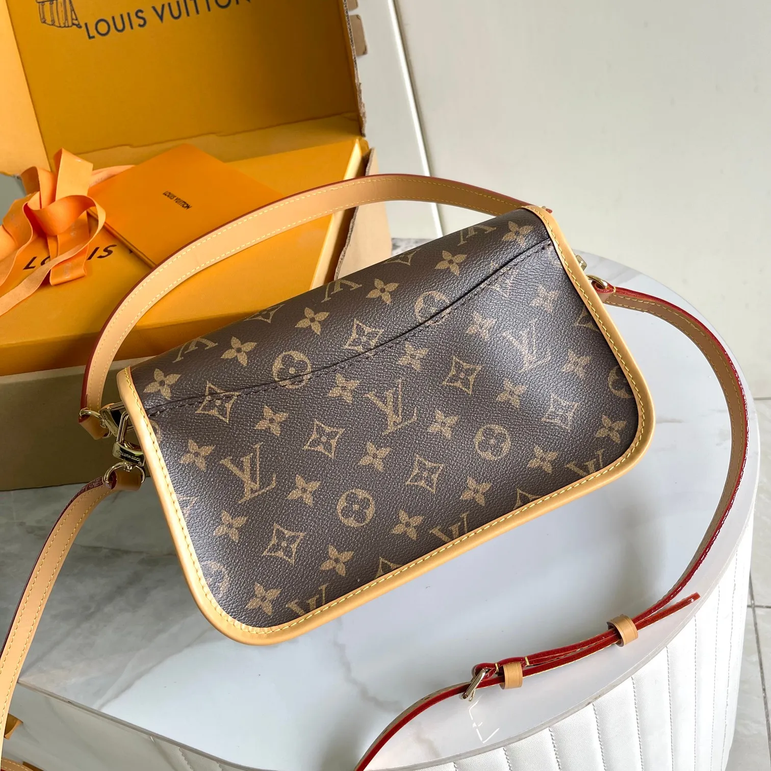 All Categories Official Website "Brand Women's Bags" Women's Bags 💙 LV LV 2026 New Crossbody Shoulder Bag