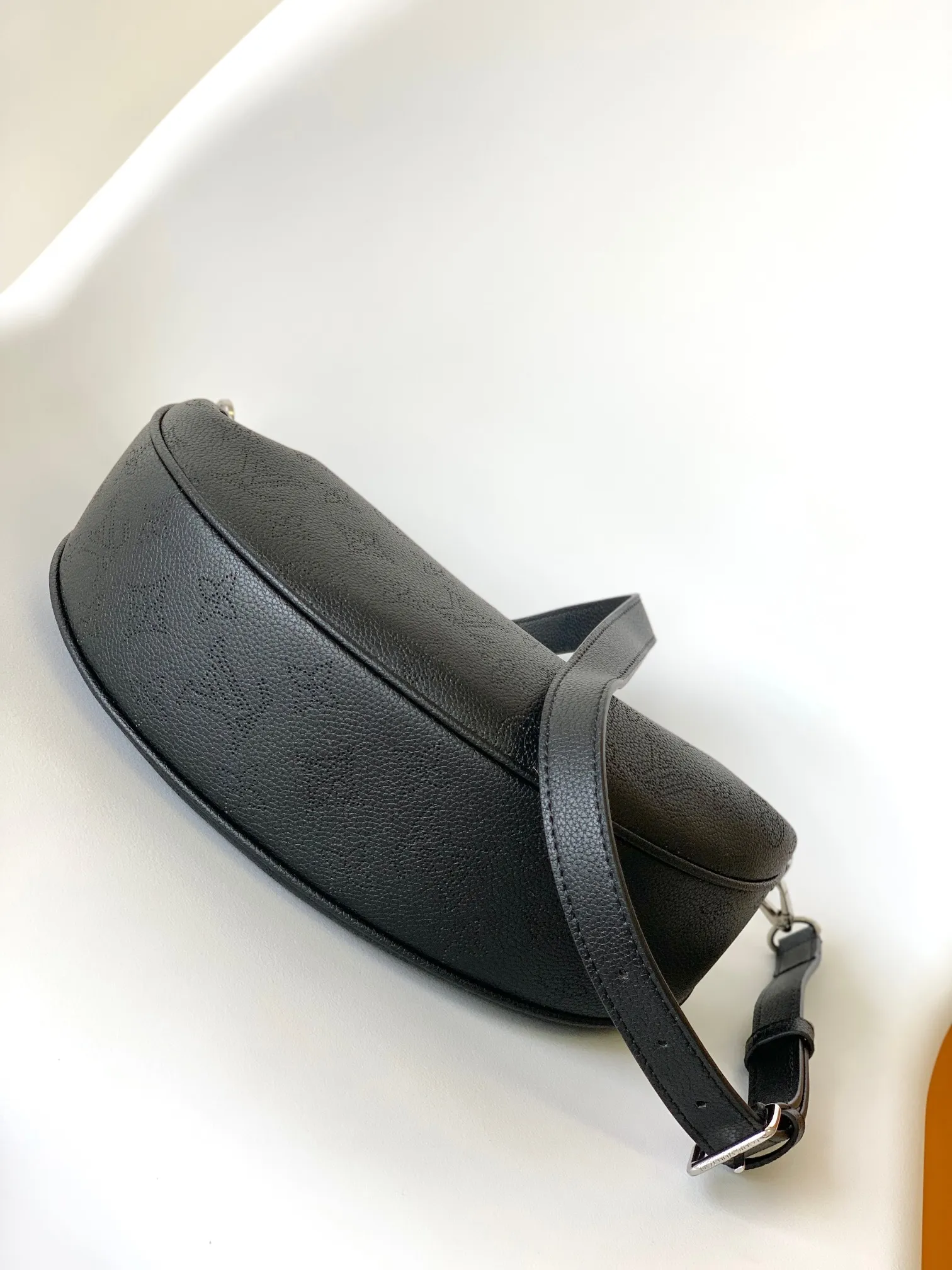 All Categories Official Website "Brand Women's Bags" Women's Bags 💙 LV 2026 New LV Crossbody Bag