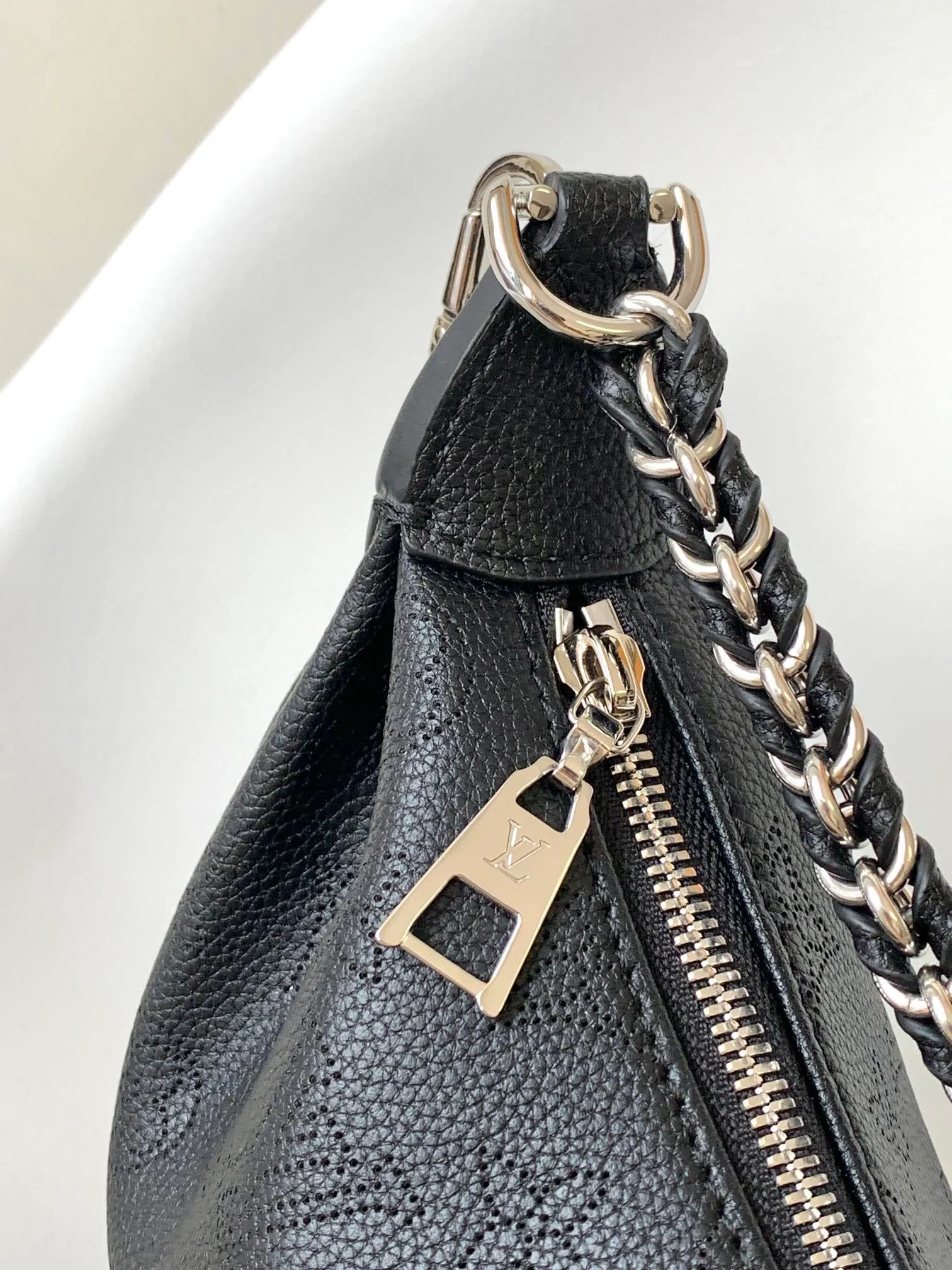 All Categories Official Website "Brand Women's Bags" Women's Bags 💙 LV 2026 New LV Crossbody Bag