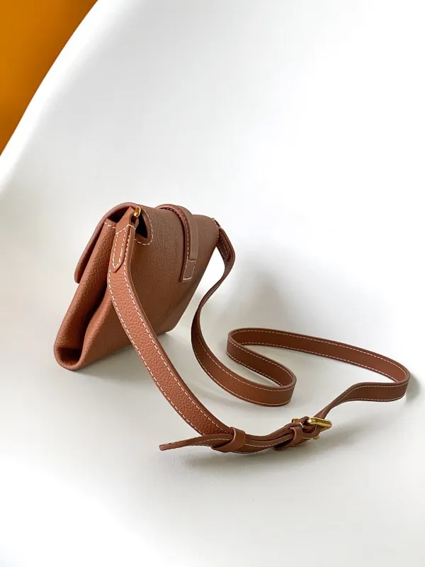All Categories Official Website "Brand Women's Bags" Women's Bags 💙 LV 2025 New LV Crossbody Bag
