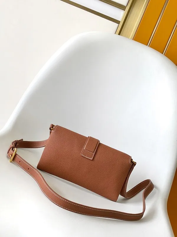 All Categories Official Website "Brand Women's Bags" Women's Bags 💙 LV 2025 New LV Crossbody Bag
