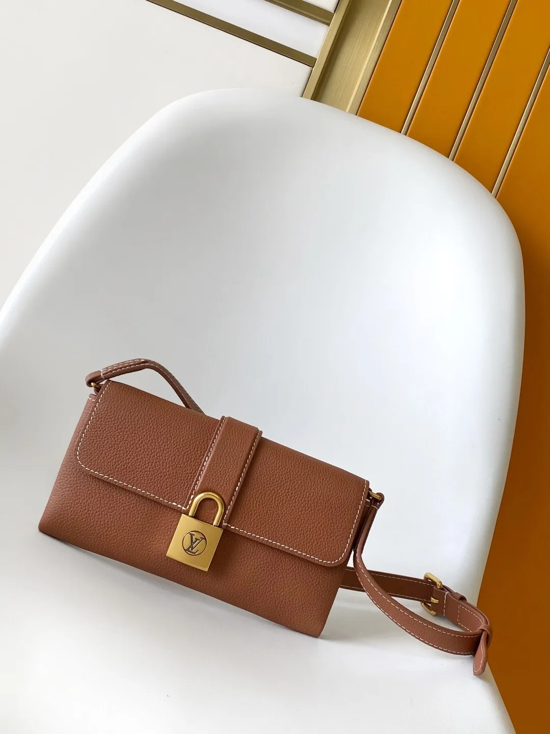 All Categories Official Website "Brand Women's Bags" Women's Bags 💙 LV 2025 New LV Crossbody Bag
