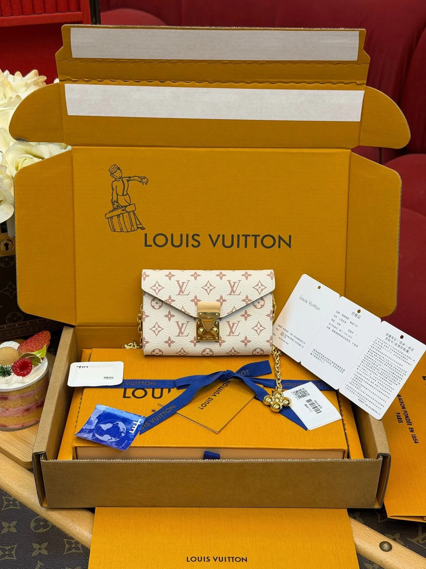 All Categories Official Website "Brand Women's Bags" Women's Bags 💙 LV 2026 New LV Crossbody Bag