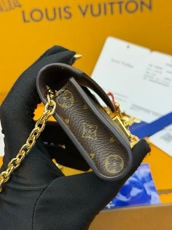 All Categories Official Website "Brand Women's Bags" Women's Bags 💙 LV 2026 New LV Crossbody Bag