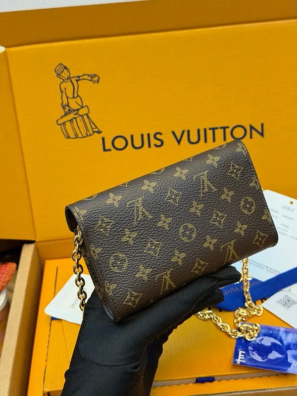 All Categories Official Website "Brand Women's Bags" Women's Bags 💙 LV 2026 New LV Crossbody Bag