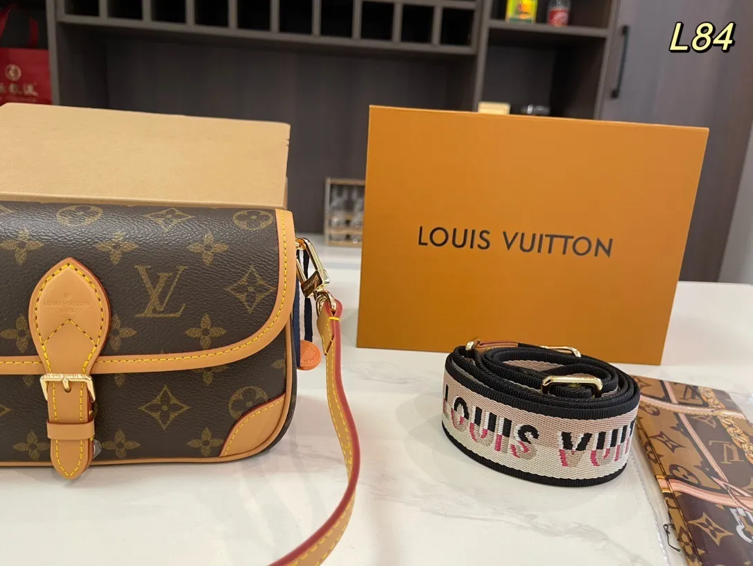 All Categories Official Website "Brand Women's Bags" Women's Bags 💙 LV 2024 New LV Crossbody Bag