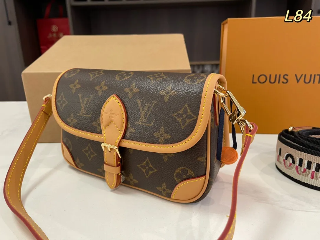 All Categories Official Website "Brand Women's Bags" Women's Bags 💙 LV 2024 New LV Crossbody Bag
