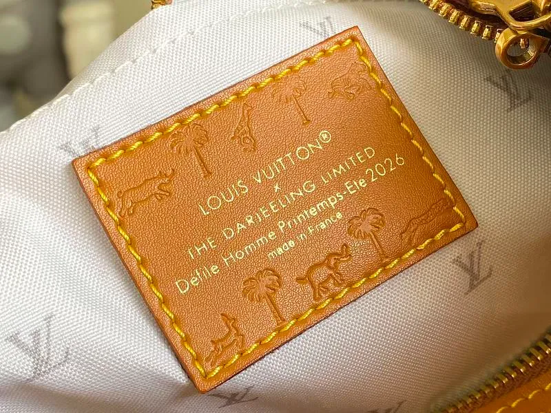 All Categories 💚 Authentic Grade Bags 💚 LV 2026 New LV Top Replica Crossbody Shoulder Bag