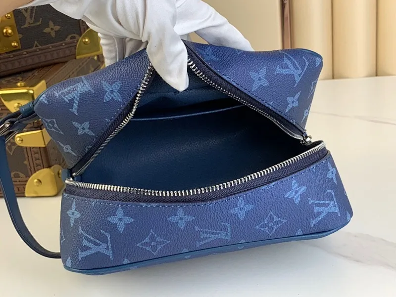 All categories 💚 Authentic bags 💚 LV 2024 official website new LV toiletry bag