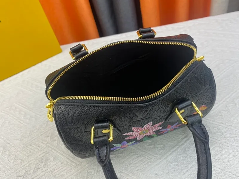 All Categories Official Website "Brand Women's Bags" Women's Bags 💙 LV 2023 New LV Crossbody Bag