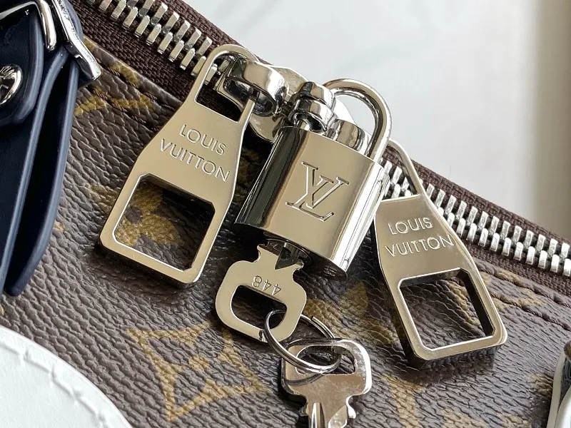 All Categories 💚 Authentic Grade Bags 💚 LV 2026 New LV Travel Bag