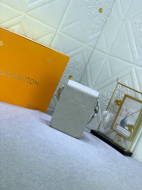 All Categories Official Website "Brand Women's Bags" Women's Bags 💙 LV 2024 New LV Crossbody Bag