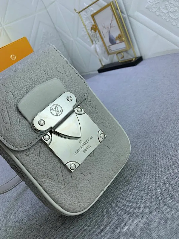 All Categories Official Website "Brand Women's Bags" Women's Bags 💙 LV 2024 New LV Crossbody Bag