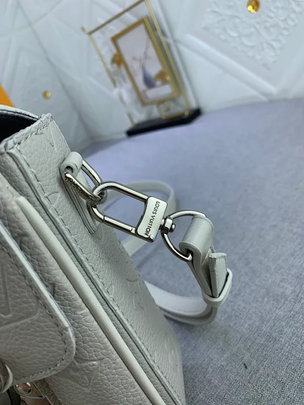 All Categories Official Website "Brand Women's Bags" Women's Bags 💙 LV 2024 New LV Crossbody Bag