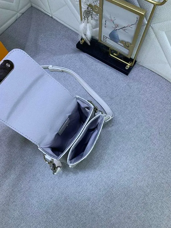 All Categories Official Website "Brand Women's Bags" Women's Bags 💙 LV 2024 New LV Crossbody Bag