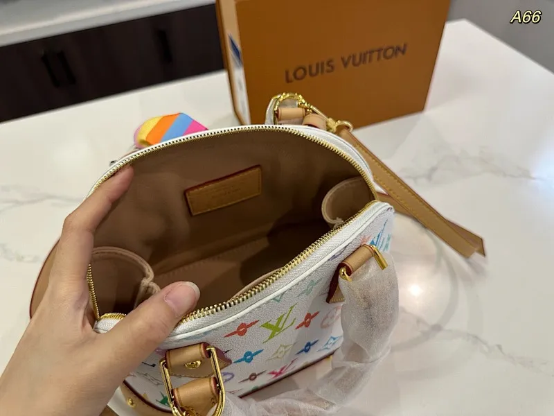 All Categories Official Website "Brand Women's Bags" Women's Bags 💙 LV 2025 New LV Crossbody Bag