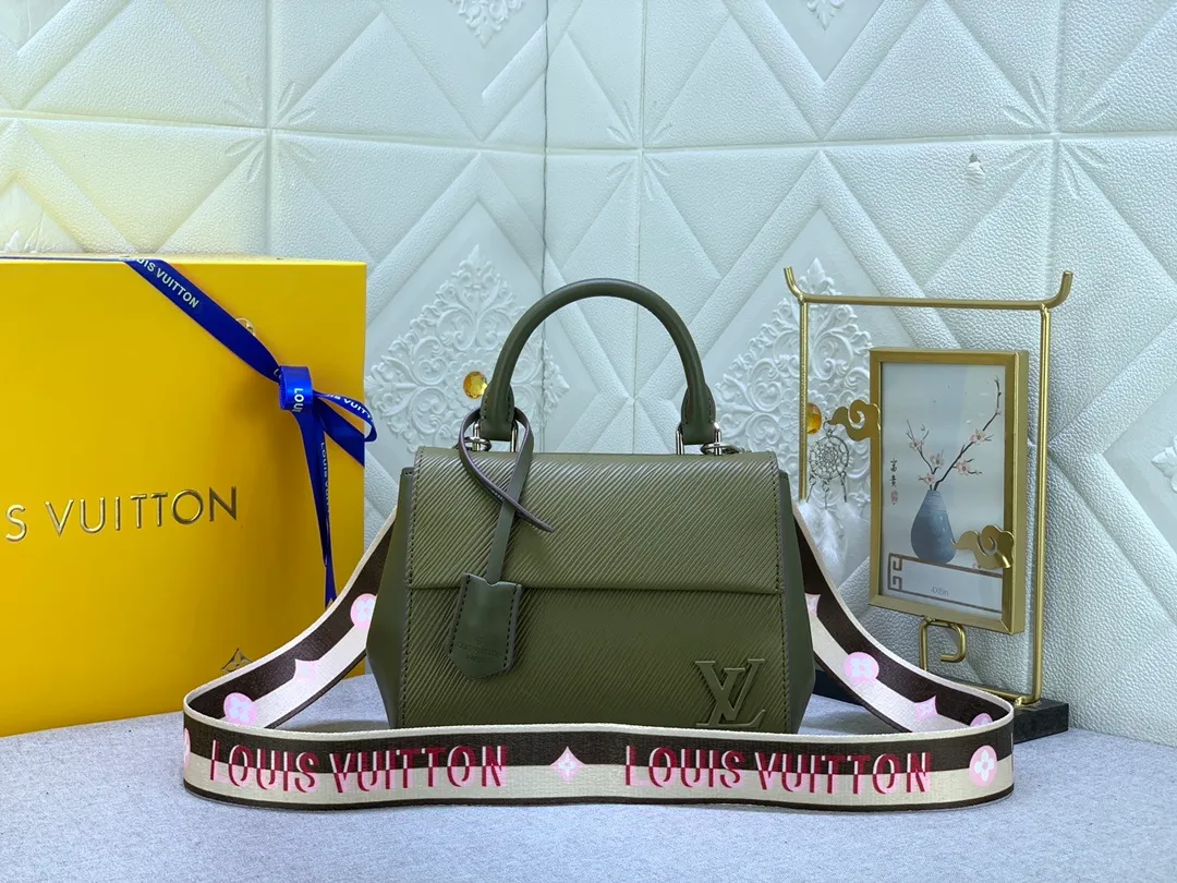 All Categories Official Website "Brand Women's Bags" Women's Bags 💙 LV 2023 New LV Crossbody Bag