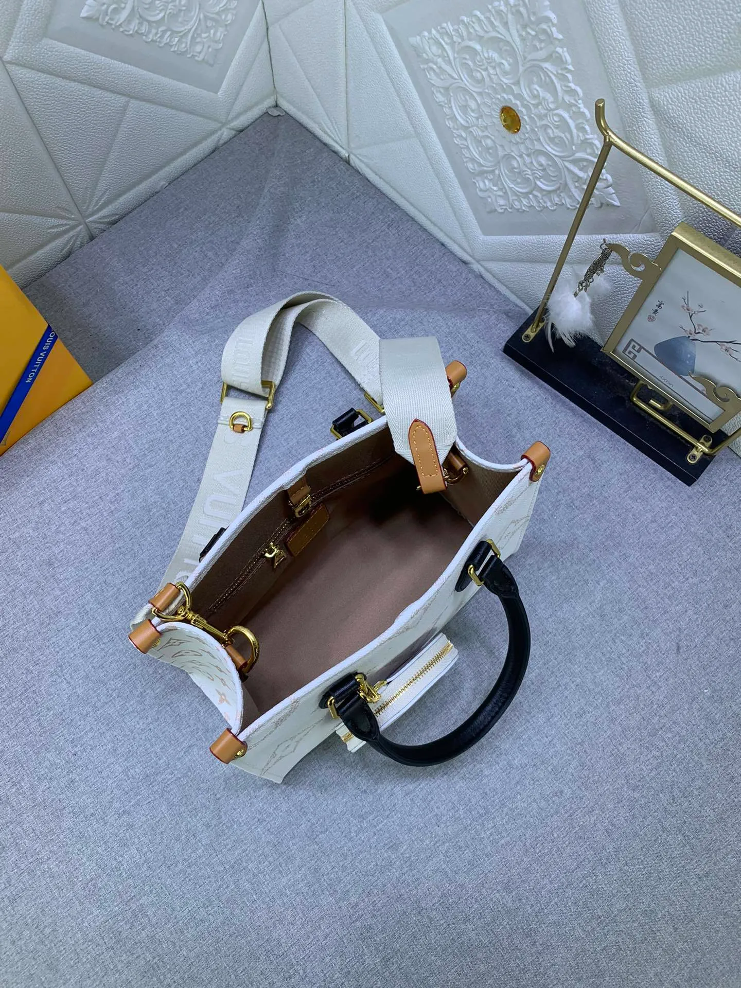 All Categories Official Website "Brand Women's Bags" Women's Bags 💙 LV 2024 New LV Crossbody Bag